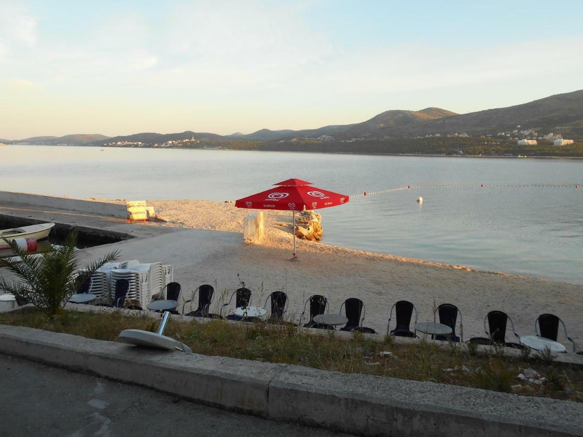 Apartman Mirjana With Terrace And Free Parking Donji Okrug  Kültér fotó
